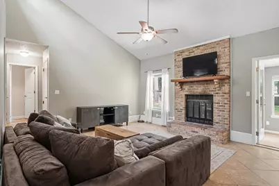 921 Nutmeg Avenue, Niceville, FL 32578 - Photo 7