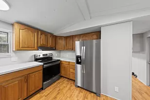 698 Persimmon St, Freeport, FL 32439 - Photo 9