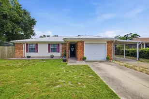 1130 Coral Dr, Niceville, FL 32578 - Photo 1