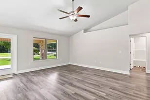 5908 Silvercrest Blvd, Crestview, FL 32536 - Photo 13