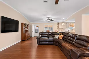 9651 Sunnybrook Dr, Navarre, FL 32566 - Photo 13