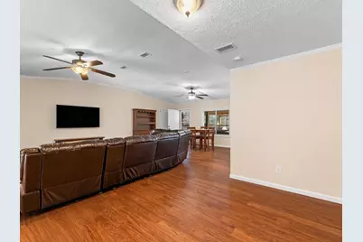 9651 Sunnybrook Drive, Navarre, FL 32566 - Photo 15