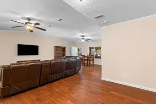9651 Sunnybrook Dr, Navarre, FL 32566 - Photo 15