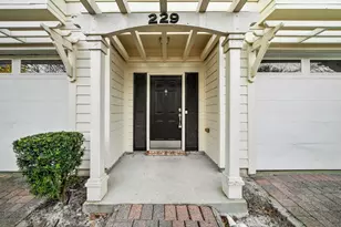 229 Mattie M Kelly Blvd, Destin, FL 32541 - Photo 3