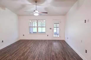 3054 Grady Tolbert Rd, Navarre, FL 32566 - Photo 3
