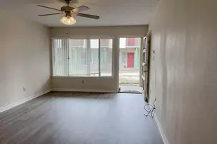 210 Pelham Rd, Fort Walton Beach, FL 32547 - Photo 9