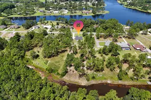 1092 10 Lake Dr, Defuniak Springs, FL 32433 - Photo 3