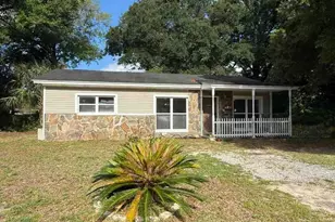 714 Mary Ave, Fort Walton Beach, FL 32547 - Photo 1