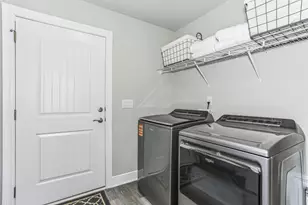 7519 Hatteras Dr, Navarre, FL 32566 - Photo 21