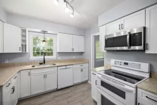 328 Plymouth Ave, Fort Walton Beach, FL 32547 - Photo 13