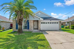 422 Pristine Water Ln, Mary Esther, FL 32569 - Photo 1