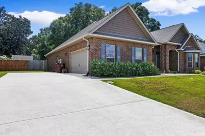 227 Paradise Palm Circle, Crestview, FL 32536 - Photo 3