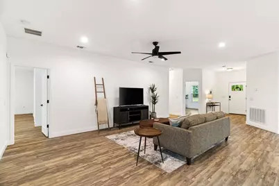 2182 Panhandle Trail, Navarre, FL 32566 - Photo 9