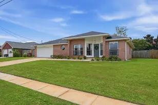 8869 Cagle Dr, Navarre, FL 32566 - Photo 5