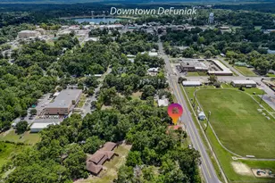 382 N 9th St, Defuniak Springs, FL 32433 - Photo 1