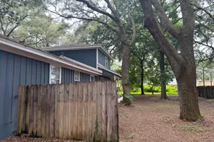 630 Bailey Dr, Niceville, FL 32578 - Photo 23