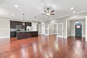 900 Tadpole Ave, Niceville, FL 32578 - Photo 11