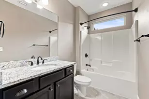 900 Tadpole Ave, Niceville, FL 32578 - Photo 25