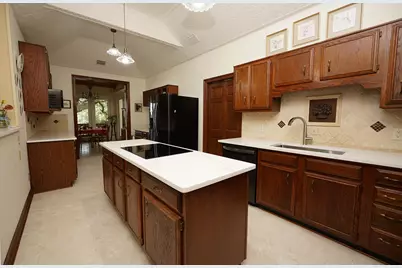 402 Barataria Lane, Fort Walton Beach, FL 32547 - Photo 17