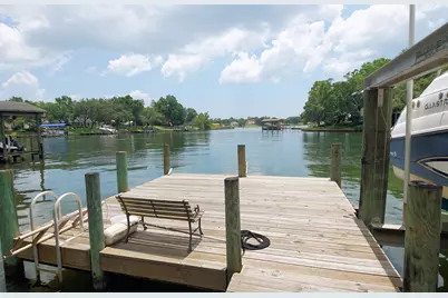 402 Barataria Lane, Fort Walton Beach, FL 32547 - Photo 53