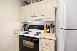 134 Noblat Dr, Mary Esther, FL 32569 - Photo 9