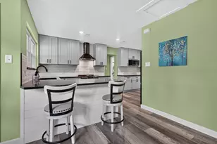 227 SW Coral Dr, Fort Walton Beach, FL 32548 - Photo 17