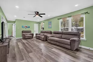 227 SW Coral Dr, Fort Walton Beach, FL 32548 - Photo 15