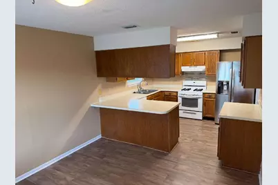 836 Boulevard De L'orleans, Mary Esther, FL 32569 - Photo 3