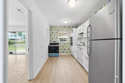 133 NW Robinwood Drive, Fort Walton Beach, FL 32548 - Photo 5