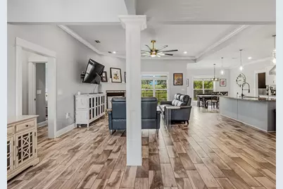 559 Coastal Breeze Drive, Freeport, FL 32439 - Photo 7