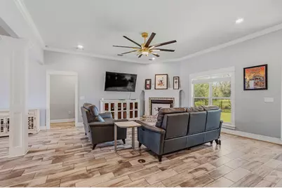 559 Coastal Breeze Drive, Freeport, FL 32439 - Photo 9