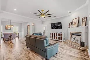 559 Coastal Breeze Dr, Freeport, FL 32439 - Photo 11