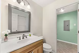 956 McFarlan Ave, Fort Walton Beach, FL 32547 - Photo 15
