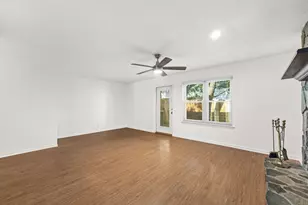 956 McFarlan Ave, Fort Walton Beach, FL 32547 - Photo 13