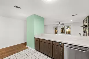 956 McFarlan Ave, Fort Walton Beach, FL 32547 - Photo 9