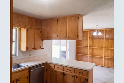 141 Chessher Court, Crestview, FL 32539 - Photo 9