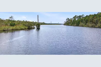 717 Riverwalk Circle, Freeport, FL 32439 - Photo 43