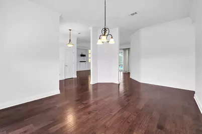 1520 Glenlake Circle, Niceville, FL 32578 - Photo 11