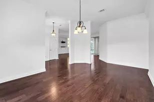 1520 Glenlake Cir, Niceville, FL 32578 - Photo 11