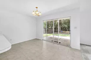 1525 Valparaiso Blvd, Niceville, FL 32578 - Photo 11