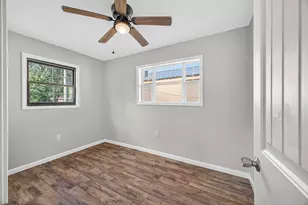 393 NW Lowery Dr, Fort Walton Beach, FL 32547 - Photo 25