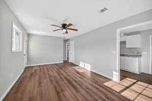 393 NW Lowery Dr, Fort Walton Beach, FL 32547 - Photo 11