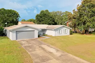 10 Pebble Beach Dr, Shalimar, FL 32579 - Photo 7