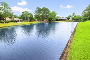 1517 Glenlake Cir, Niceville, FL 32578 - Photo 55