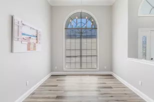 1517 Glenlake Cir, Niceville, FL 32578 - Photo 13