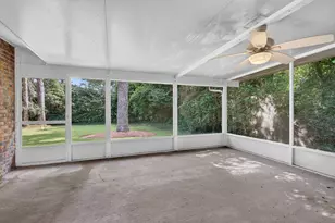 30 Walnut Ave, Shalimar, FL 32579 - Photo 37