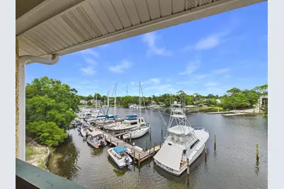300 Yacht Club Drive #15, Niceville, FL 32578 - Photo 9