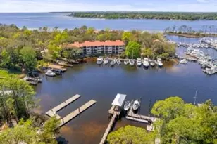 300 Yacht Club Dr, Niceville, FL 32578 - Photo 33