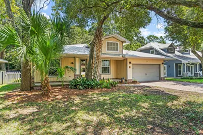 205 SE Alconese Ave Avenue, Fort Walton Beach, FL 32548 - Photo 3