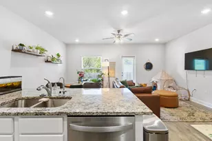 1671 Caleigh Ct, Lynn Haven, FL 32444 - Photo 5